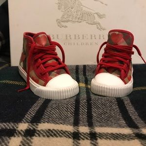 Burberry ❤️ Sneakers